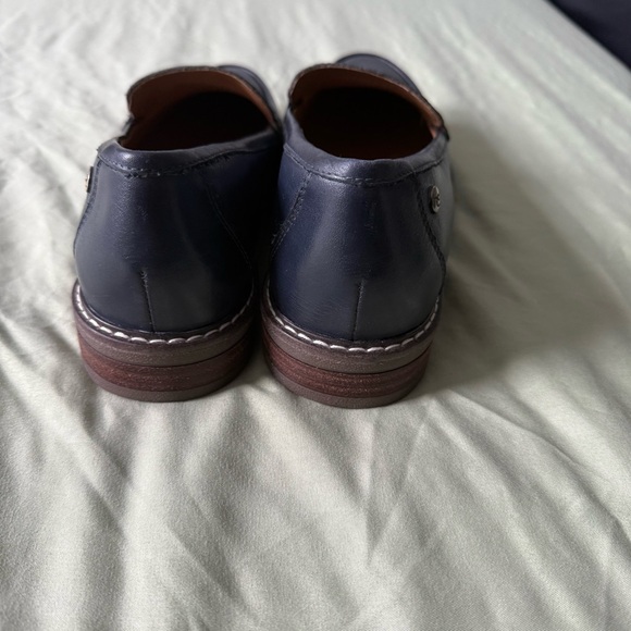 Easy Spirit Men's Dark Blue Slip-On Loafers - Picture 5 of 6